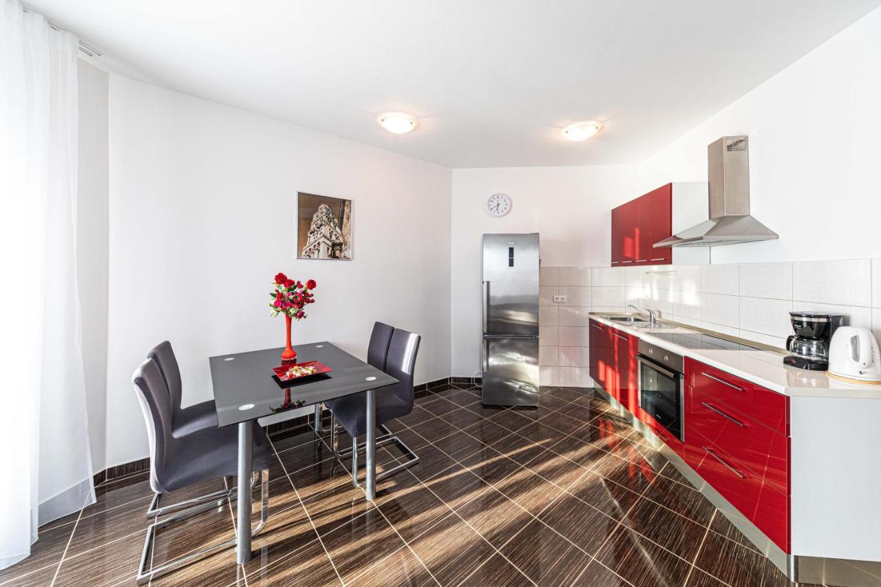Rajcic Apartments Rogoznica  Extérieur photo