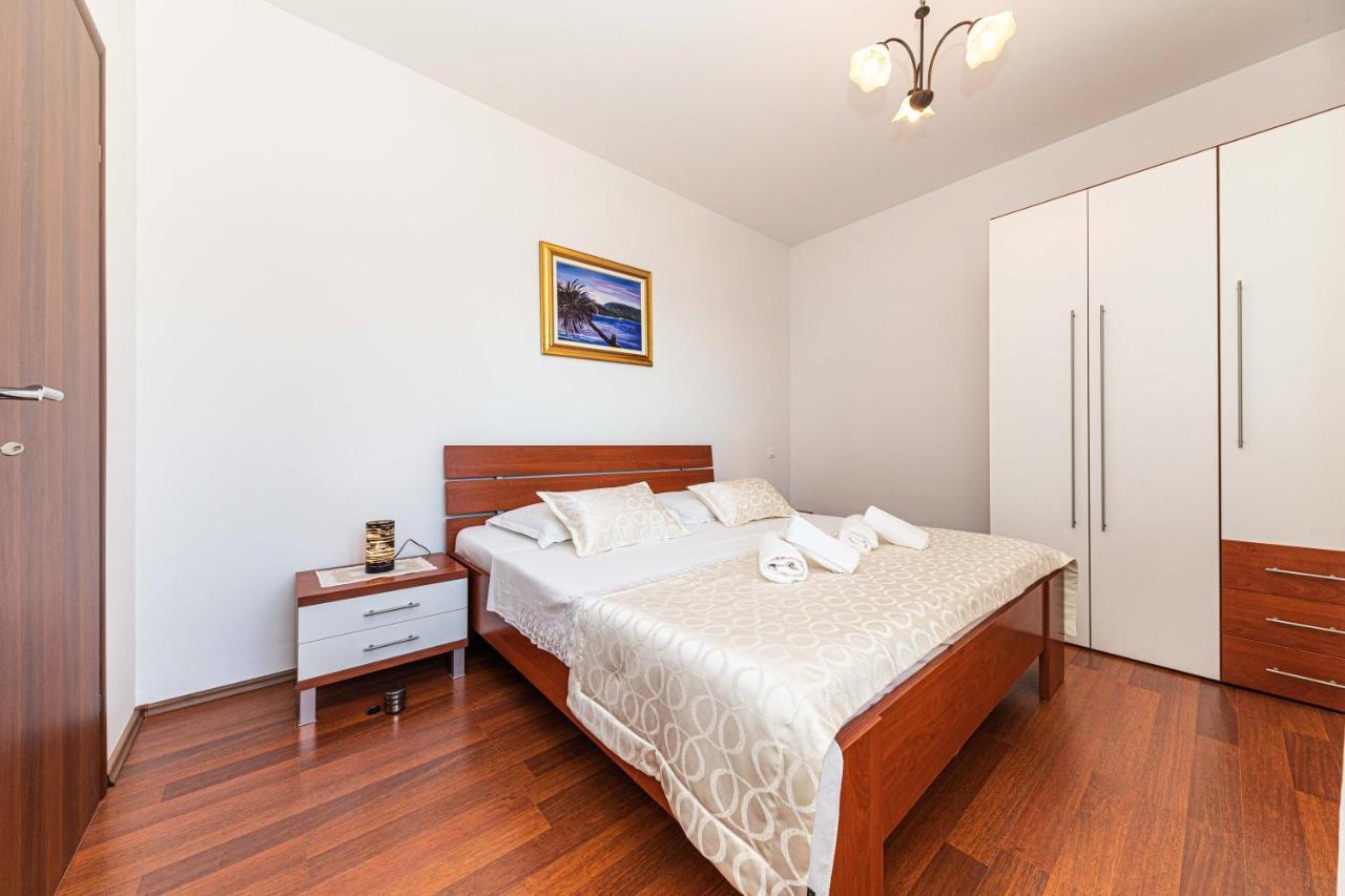 Rajcic Apartments Rogoznica  Extérieur photo