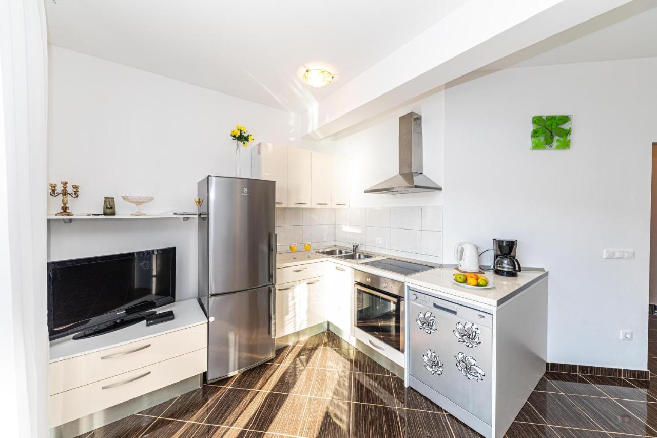 Rajcic Apartments Rogoznica  Extérieur photo